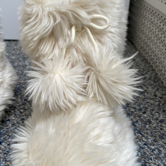 Slipper booties sz 5/6 - Picture 3 of 3